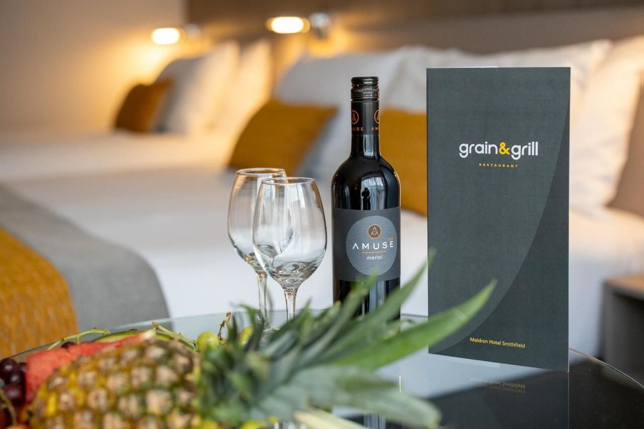 Отель Maldron Hotel Smithfield Дублин